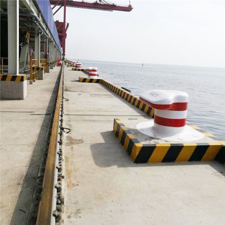 mooring bollard
